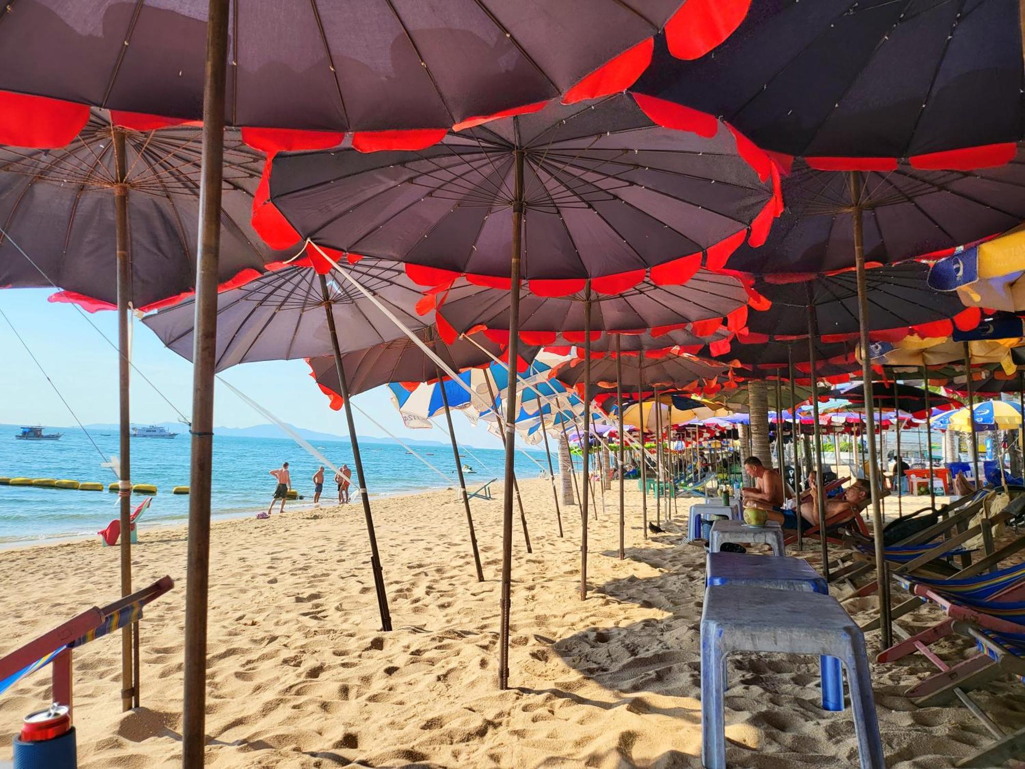 Candy Beach Seaview Jomtien Kültér fotó